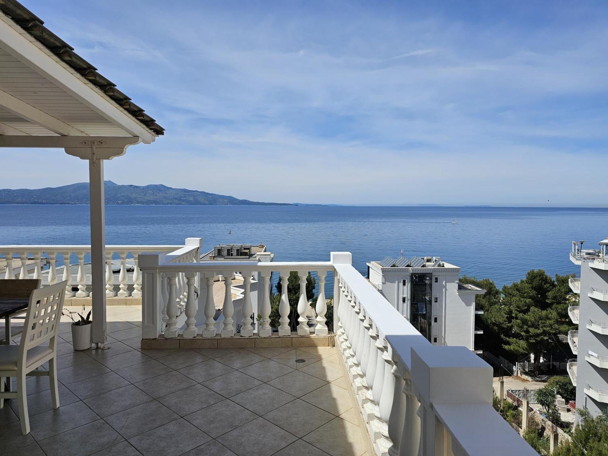 Eri Apartments Sarandë 外观 照片