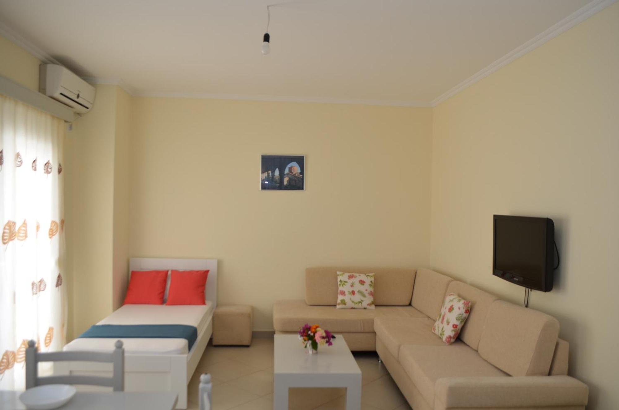 Eri Apartments Sarandë 外观 照片