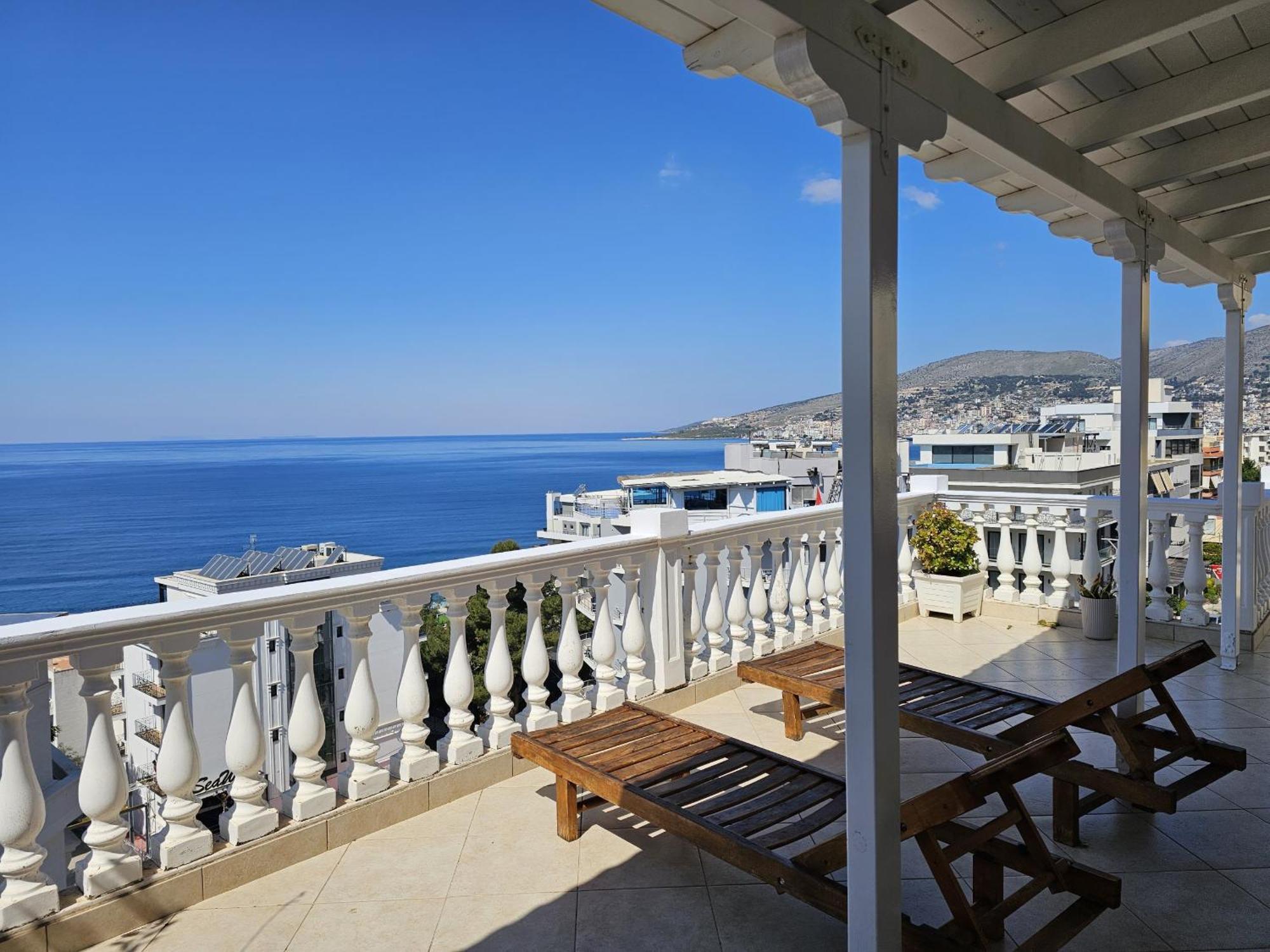 Happy Stay Eri Sarandë 外观 照片